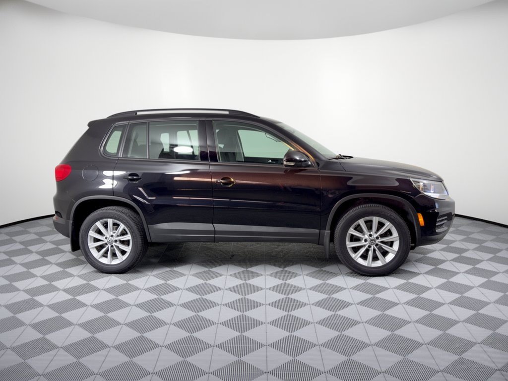 Used 2017 Volkswagen Tiguan S AWD/4WD image 8