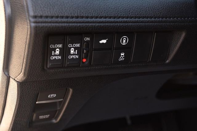 Used 2021 Honda Odyssey EX-L image 11