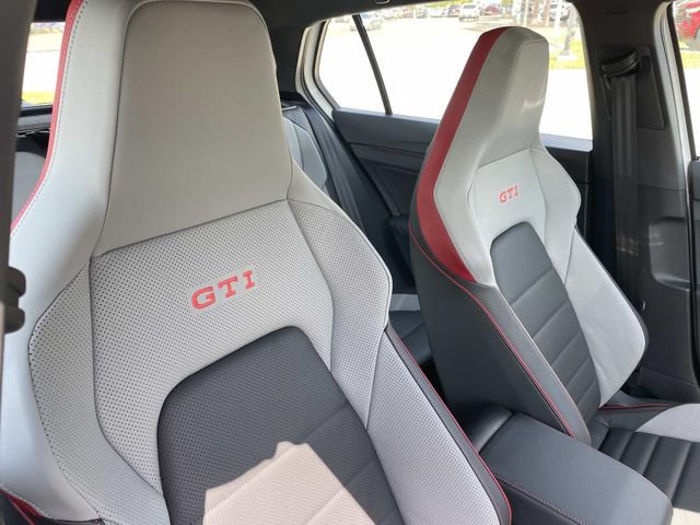 New 2026 Volkswagen GTI SE FWD image 26