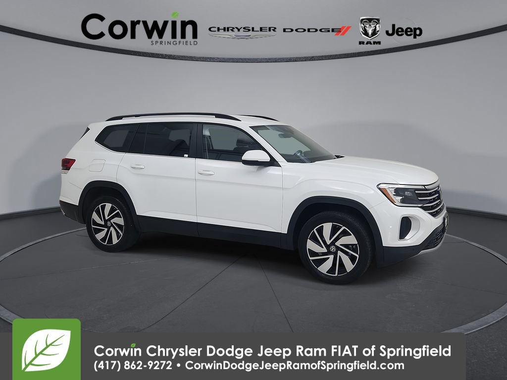 Used 2025 Volkswagen Atlas SE image 1