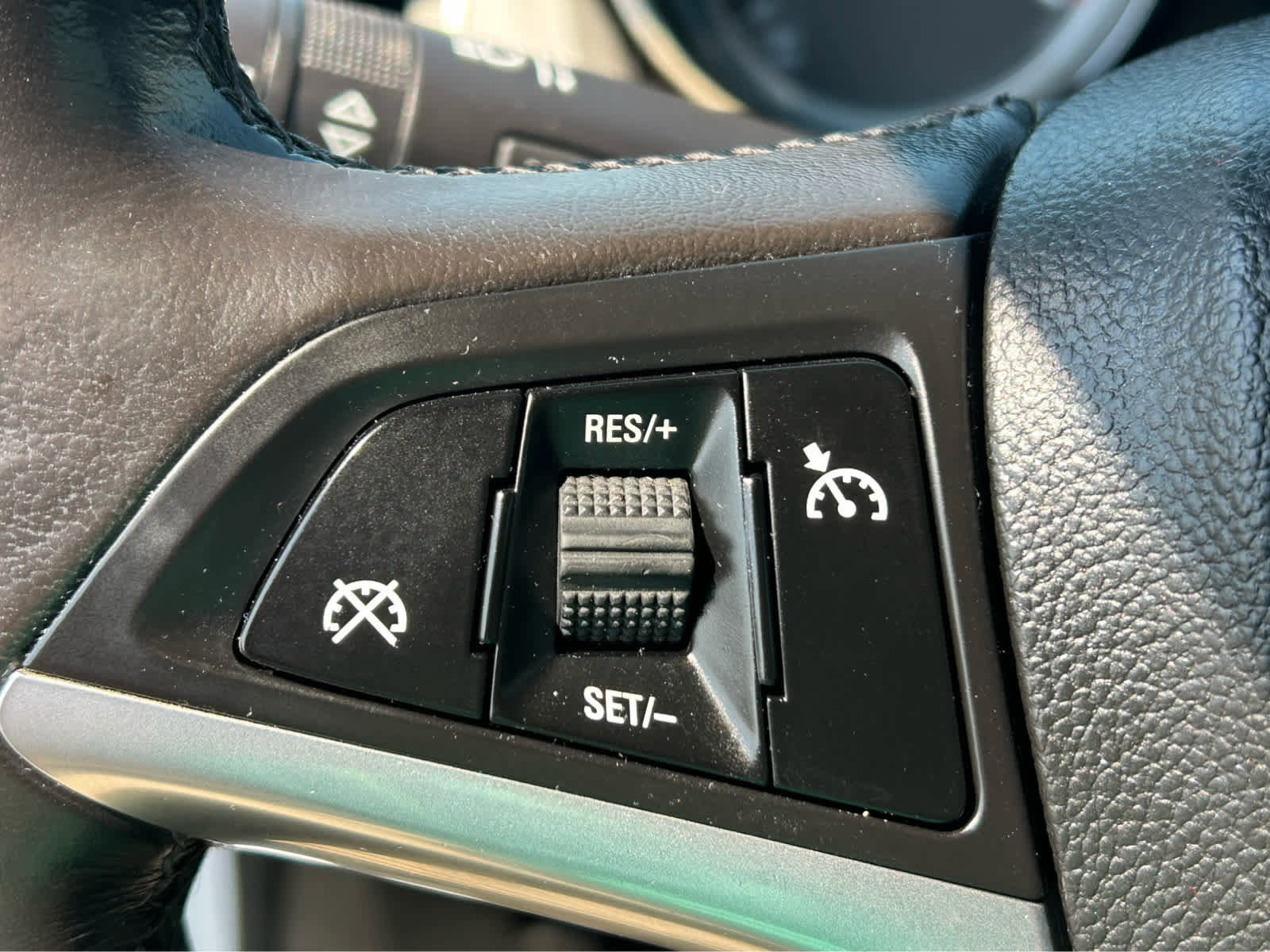 Used 2017 Buick Verano Sport Touring image 20