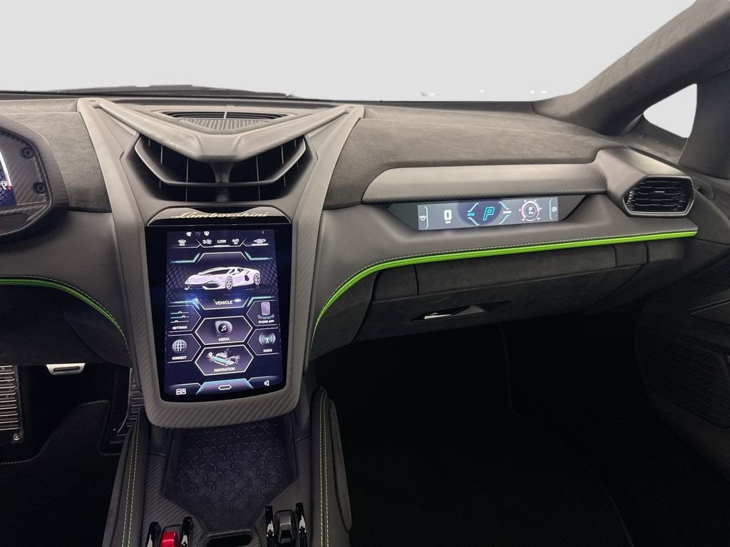 Used 2026 Lamborghini Revuelto image 24
