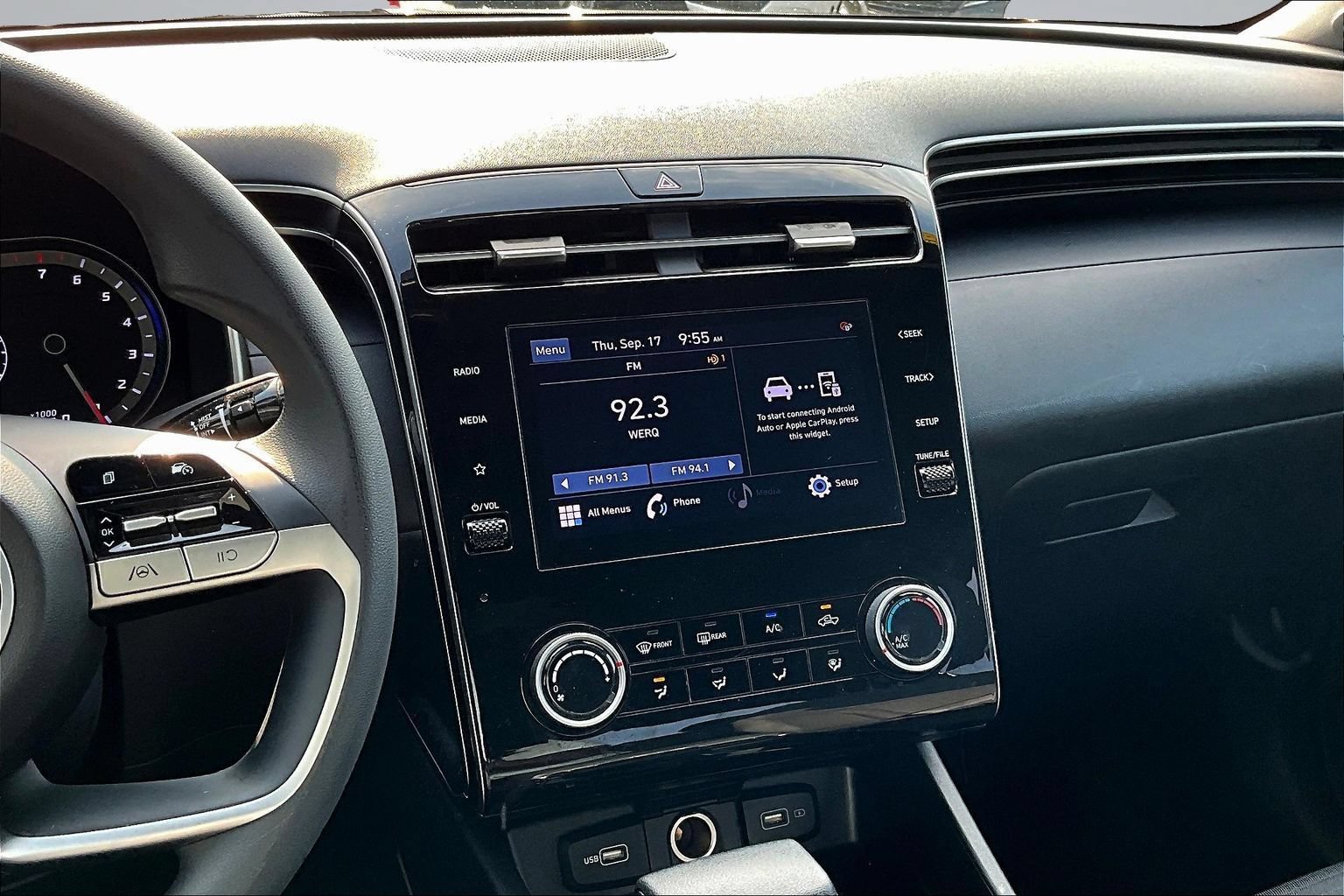Used 2022 Hyundai Santa Cruz SEL FWD image 9