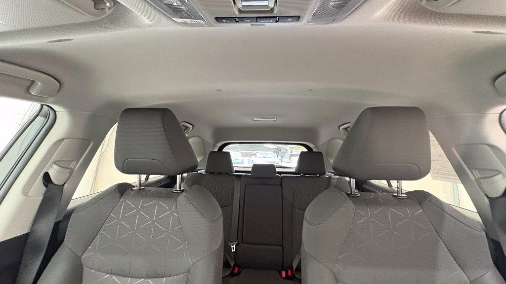 Used 2024 Toyota RAV4 XLE FWD image 31