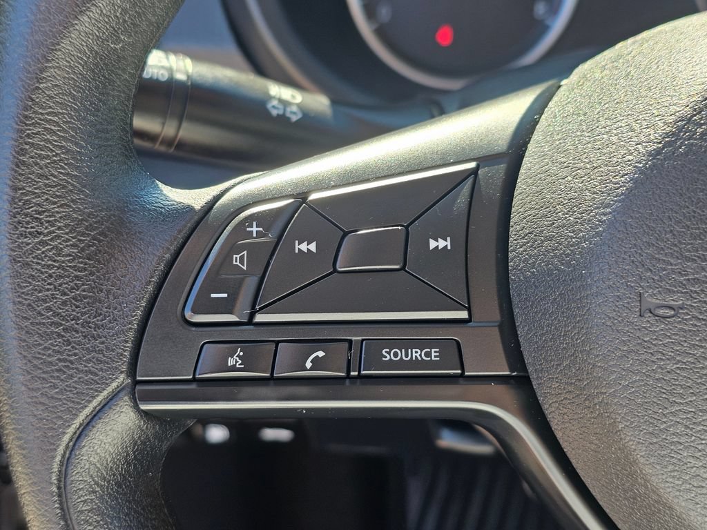 Certified 2023 Nissan Kicks S FWD image 33