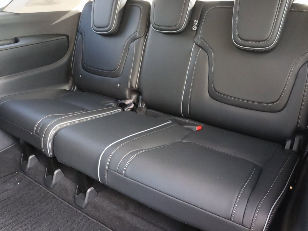 Certified 2025 INFINITI QX80 Luxe image 25