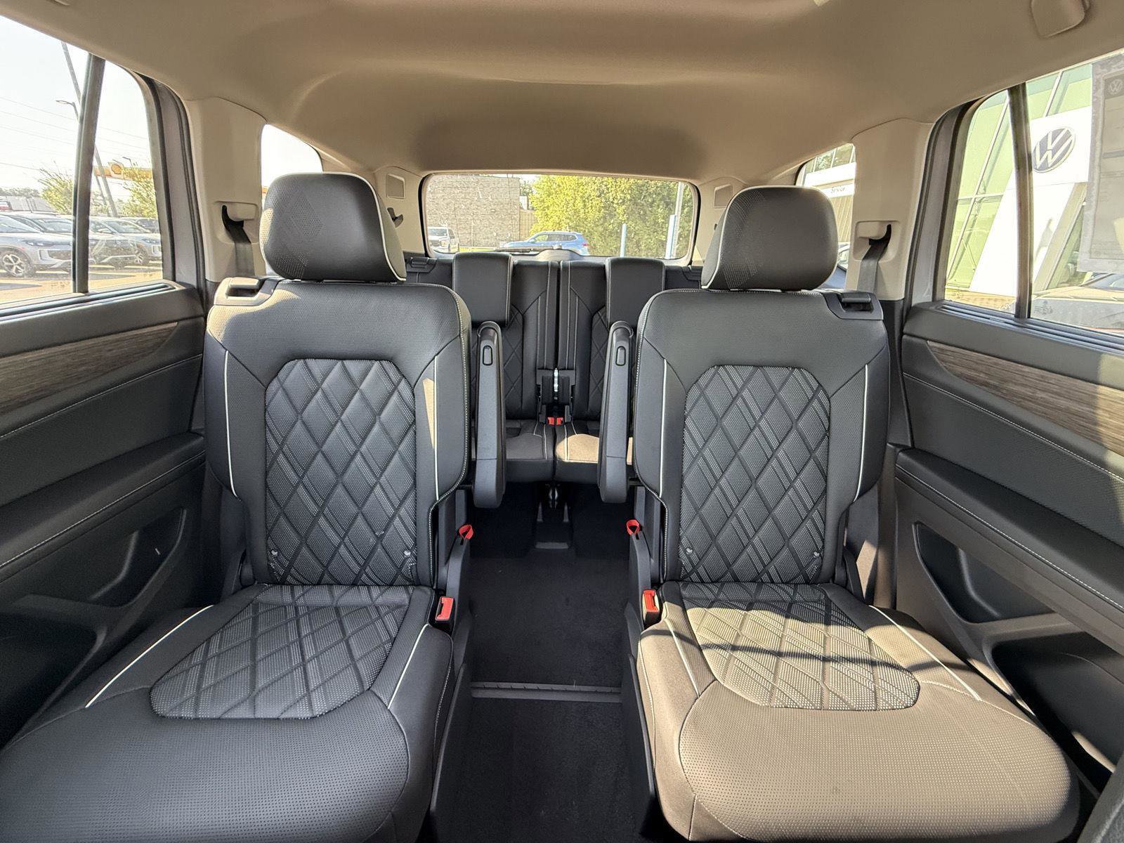 New 2026 Volkswagen Atlas SEL Premium R-Line image 16