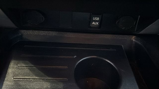 Used 2017 Toyota Tundra SR5 image 20