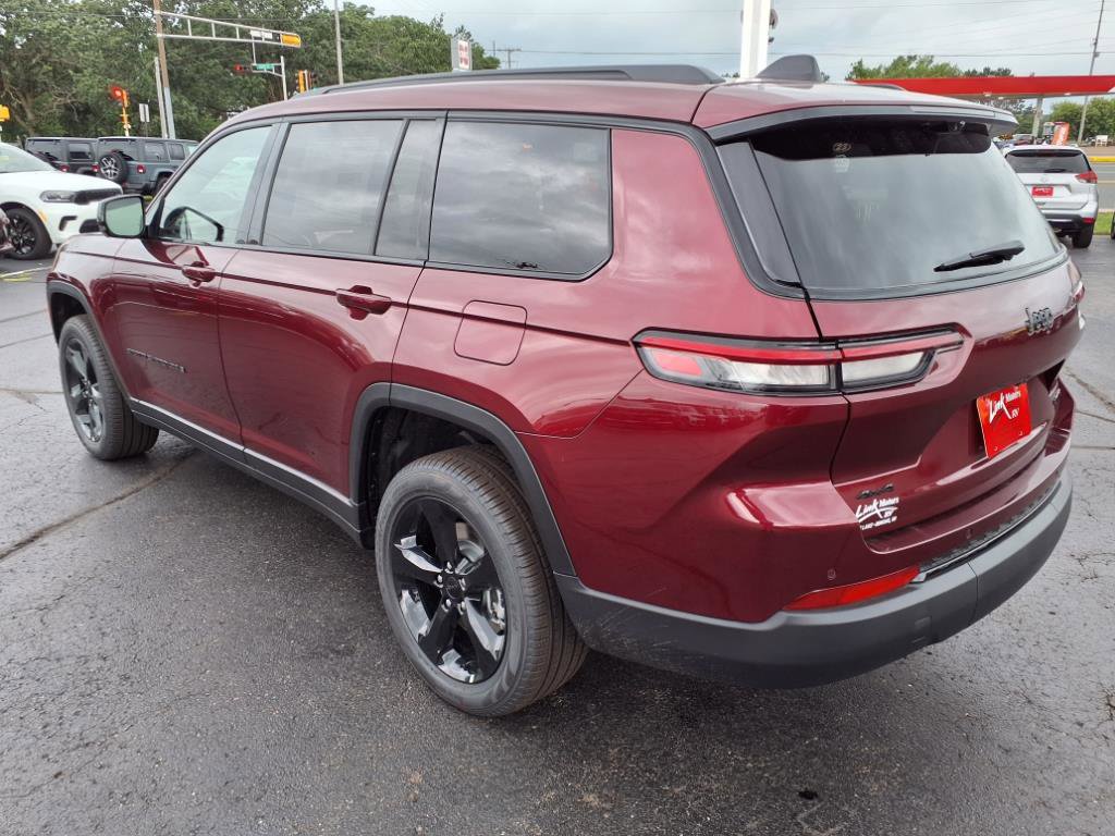 New 2025 Jeep Grand Cherokee L Limited image 4