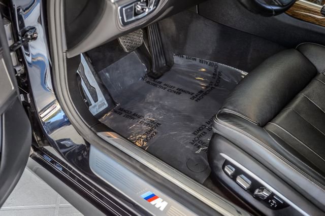 Used 2017 BMW 740i xDrive AWD/4WD image 45