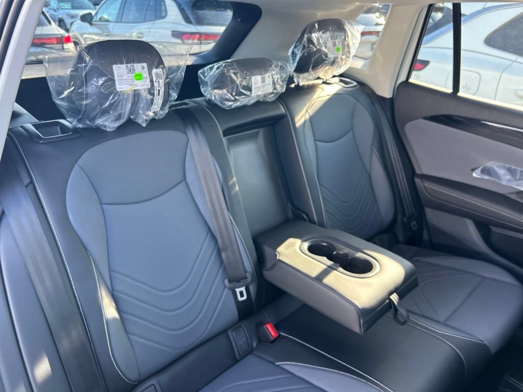 New 2026 Volkswagen Tiguan SE FWD image 49