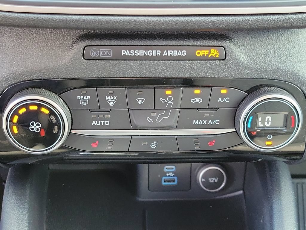 Used 2021 Ford Escape SE w/ Cold Weather Package FWD image 28