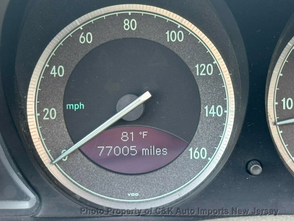 Used 2007 Mercedes-Benz SL 550 image 35