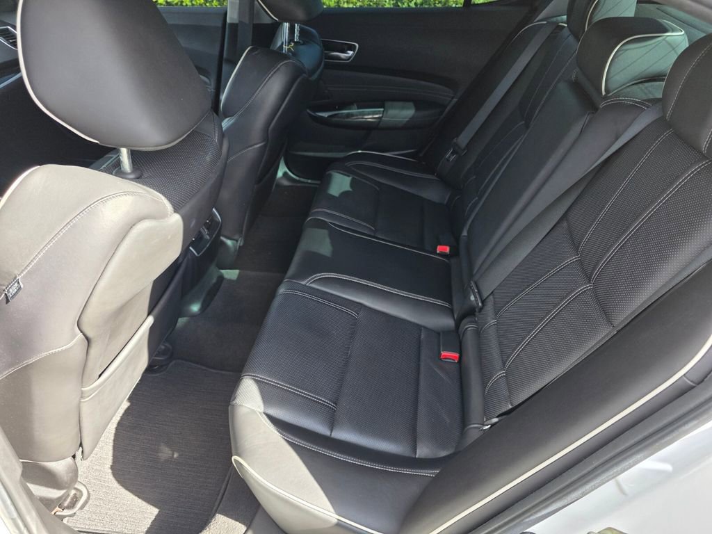 Used 2020 Acura TLX V6 w/ Technology Package image 15