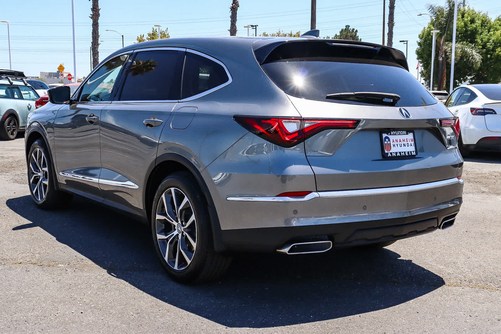 Used 2024 Acura MDX FWD w/ Technology Package image 9