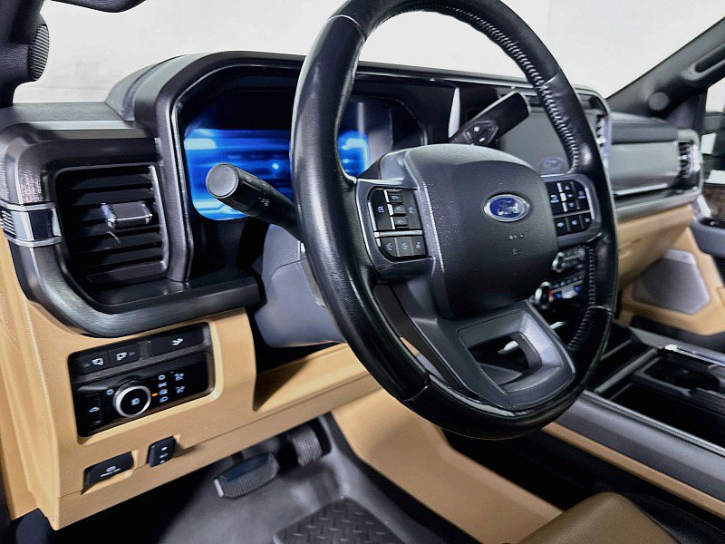 Used 2024 Ford F350 Lariat AWD/4WD image 9