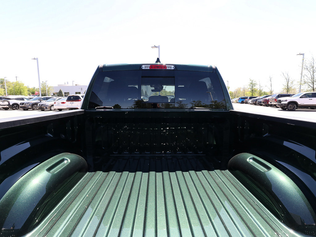 New 2026 RAM 1500 Express AWD/4WD image 7