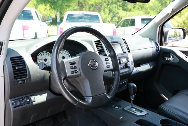 Used 2021 Nissan Frontier PRO-4X w/ Pro-4x Utility Package AWD/4WD image 27