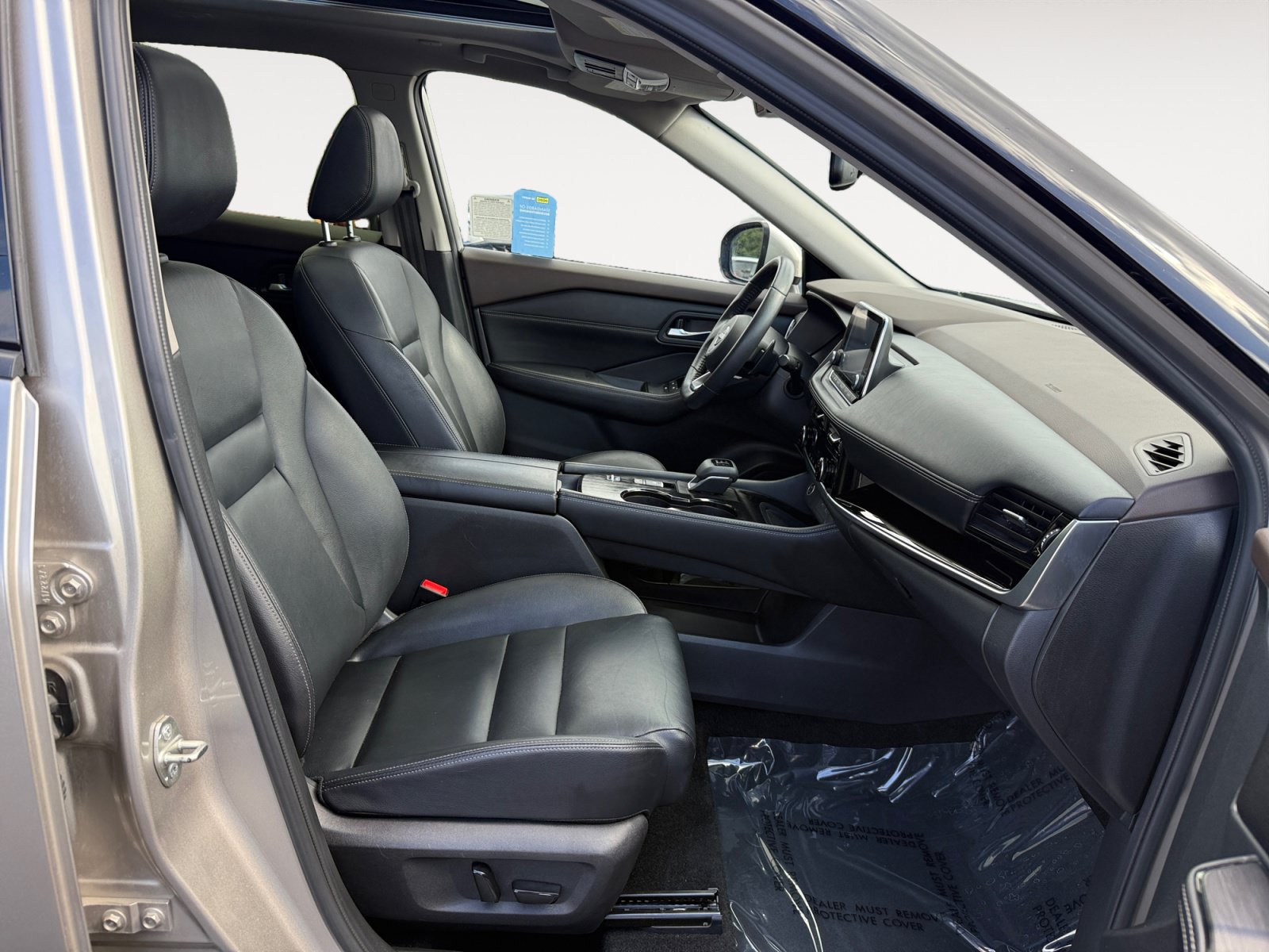 Used 2023 Nissan Rogue SL FWD image 19