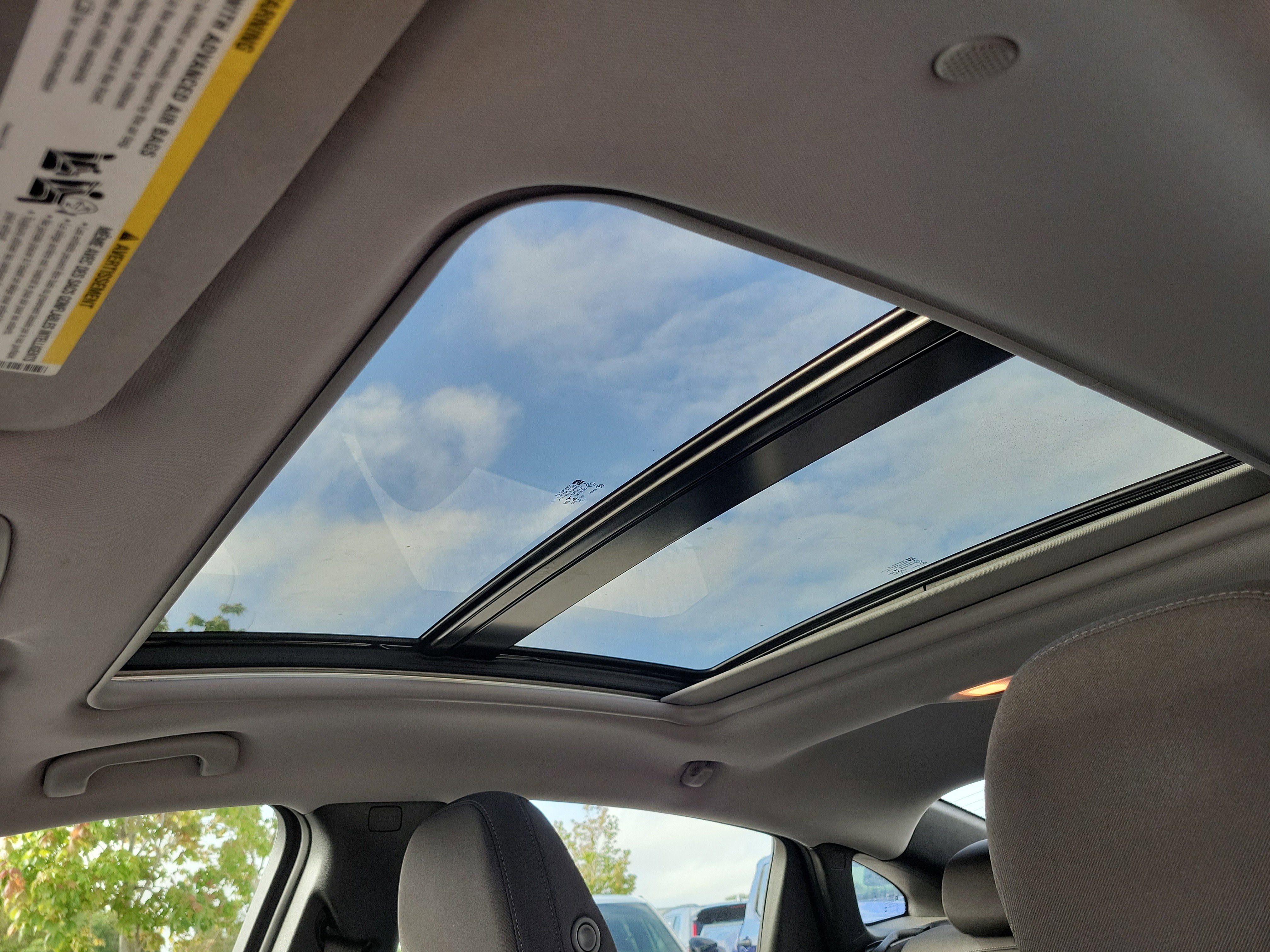 Used 2023 Chevrolet Malibu LT FWD image 21