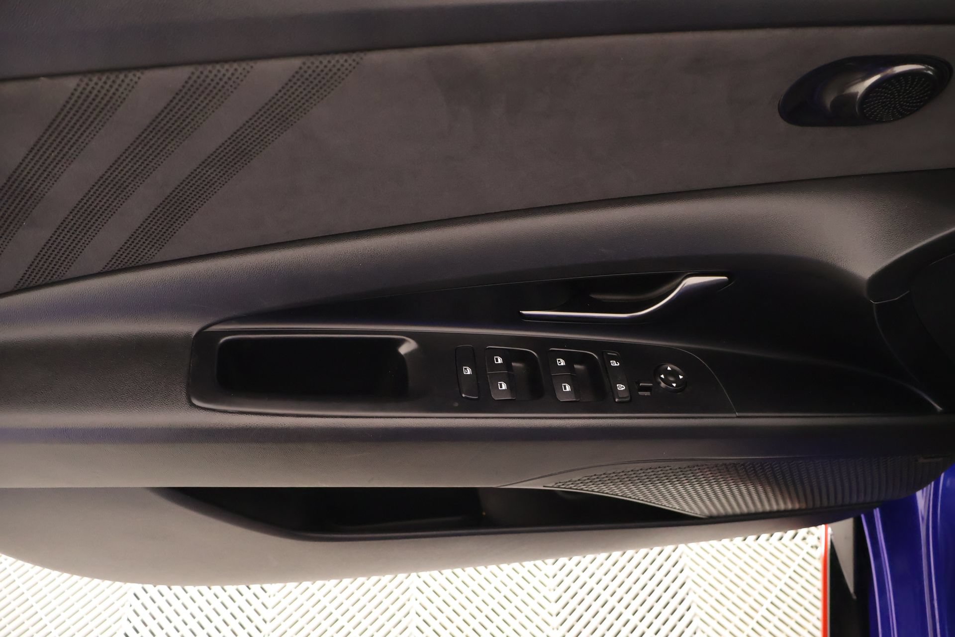Used 2023 Hyundai Elantra N FWD image 17