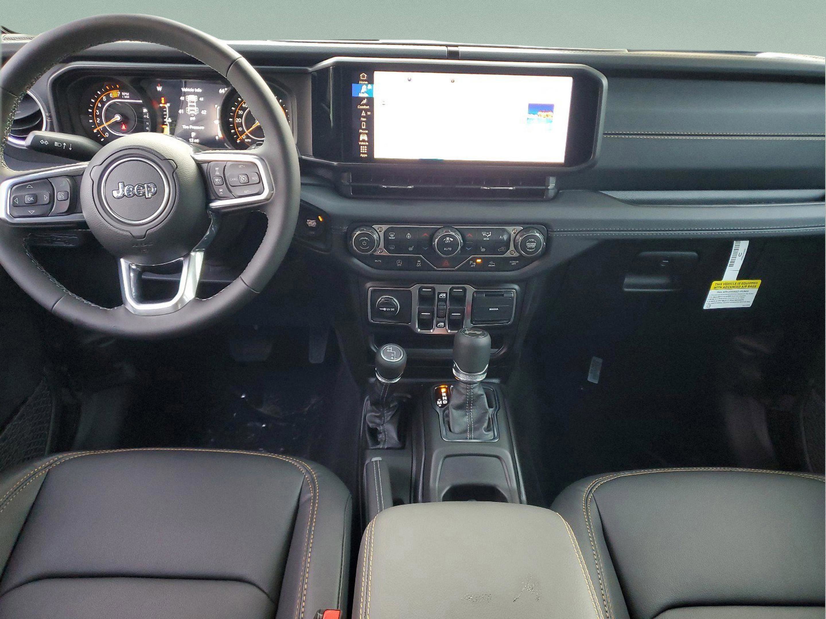 New 2026 Jeep Wrangler Unlimited Sahara AWD/4WD image 26