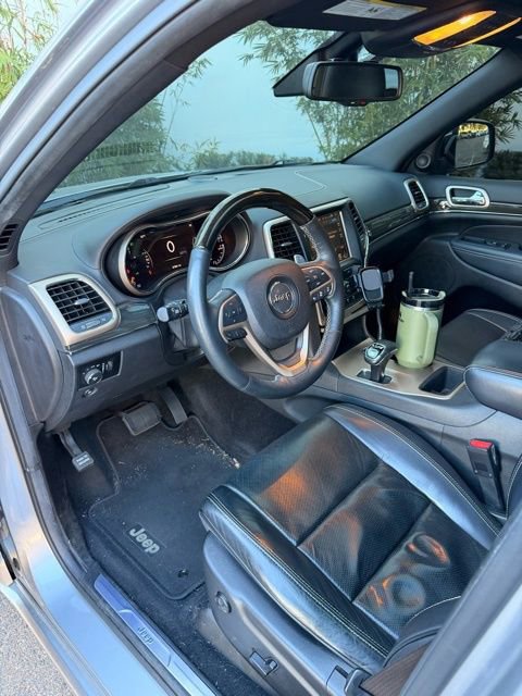 Used 2014 Jeep Grand Cherokee Overland w/ Advanced Technology Group image 5