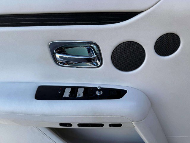 Used 2021 Rolls-Royce Ghost image 23