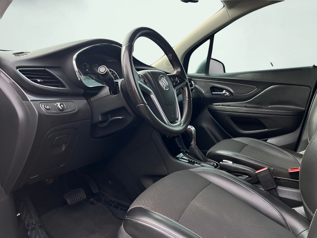 Used 2018 Buick Encore Preferred FWD image 2
