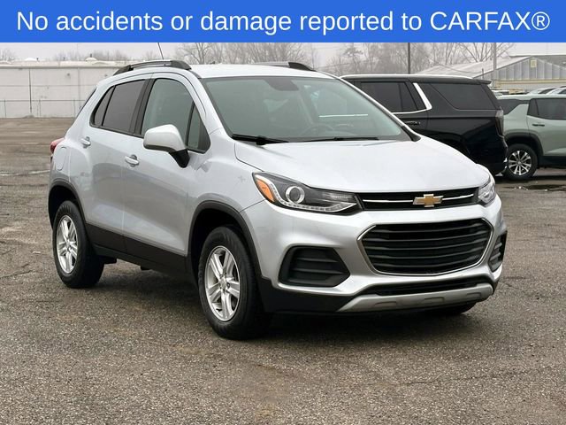 Certified 2022 Chevrolet Trax LT w/ LT Convenience Package AWD/4WD image 8