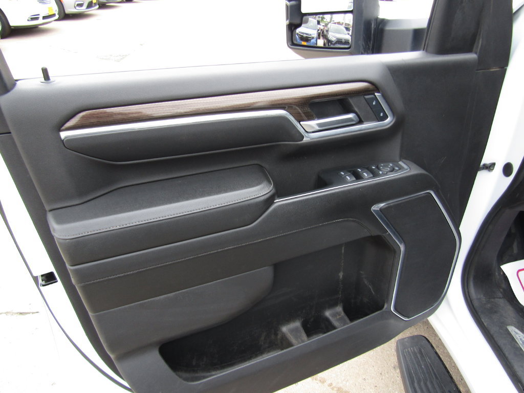 Used 2024 Chevrolet Silverado 3500 LT w/ Convenience Package AWD/4WD image 19