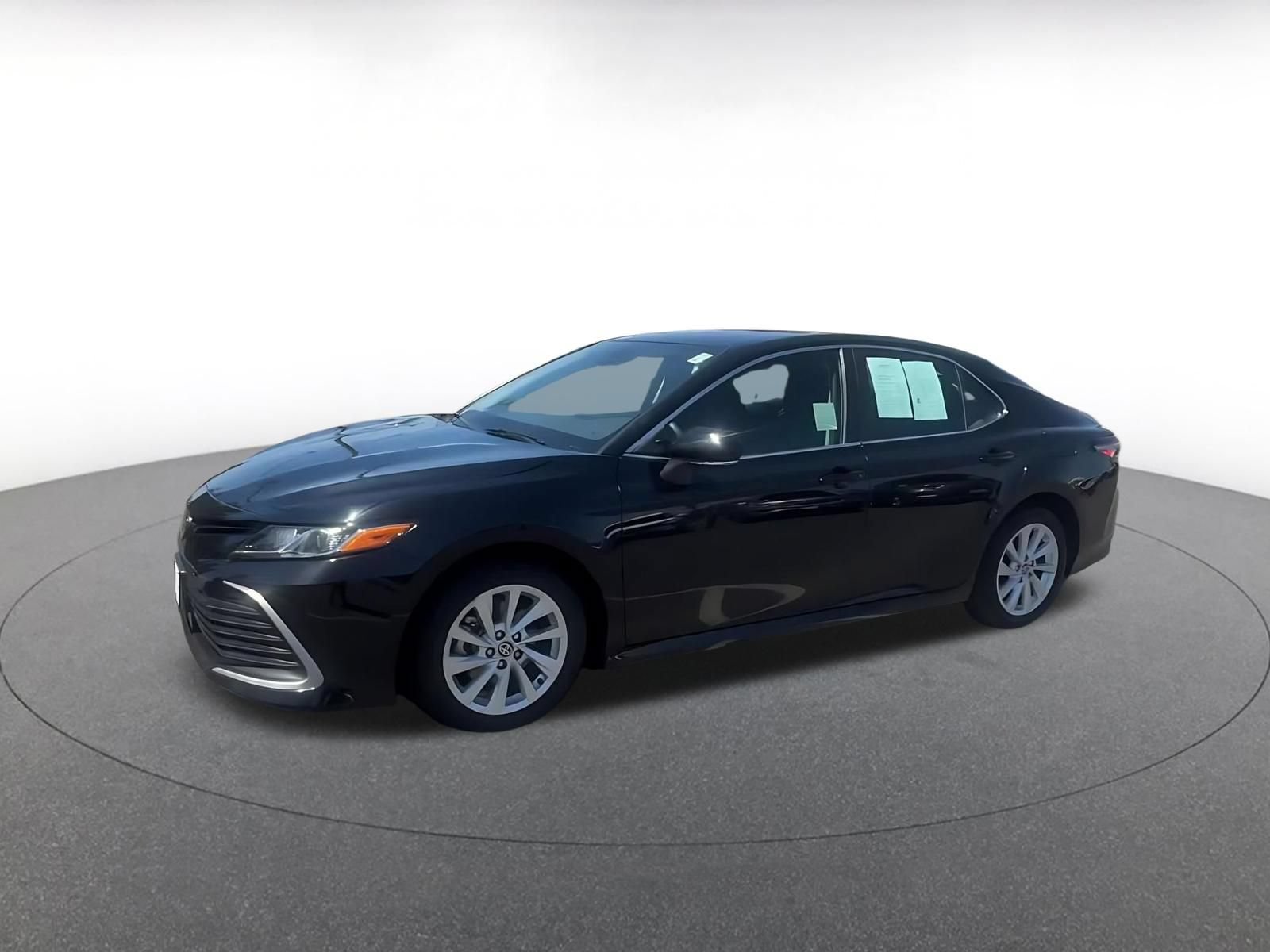 Used 2023 Toyota Camry LE FWD image 8