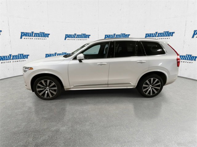 Used 2023 Volvo XC90 B5 Plus image 6