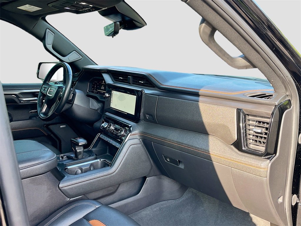 Used 2024 GMC Sierra 1500 AT4 image 31
