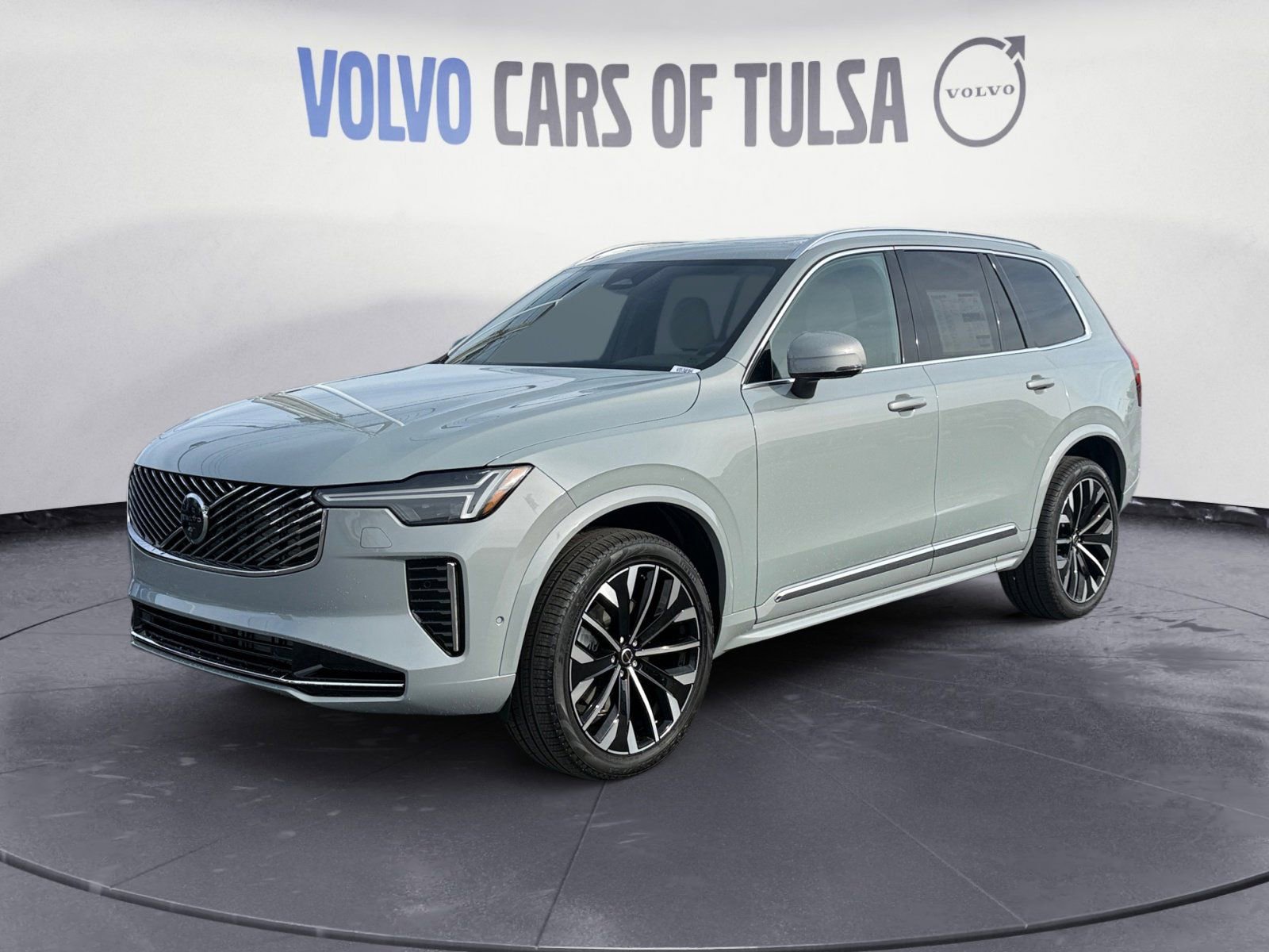 New 2026 Volvo XC90 B6 Plus w/ Protection Package Premier video 1