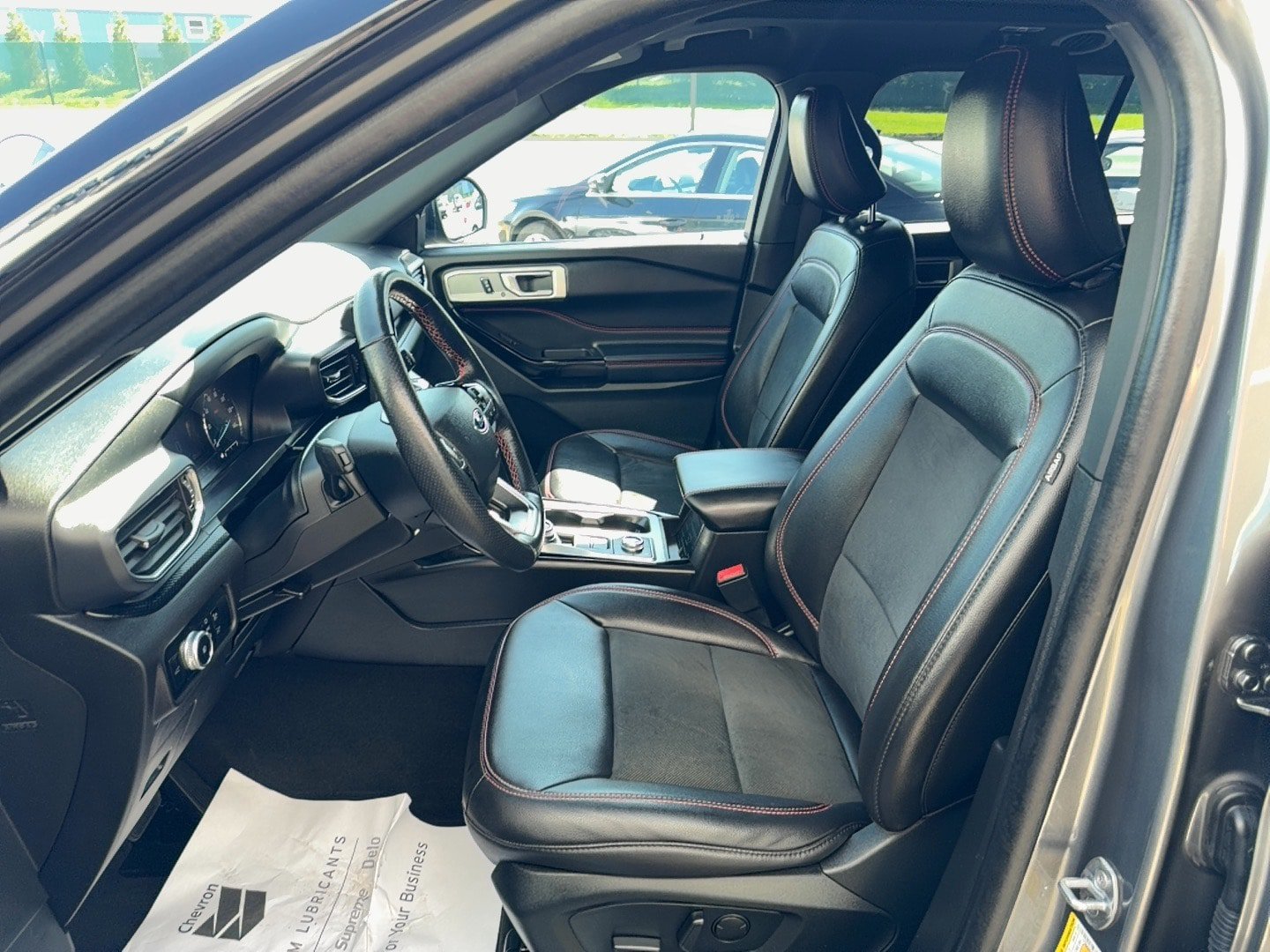 Used 2023 Ford Explorer ST-Line AWD/4WD image 6