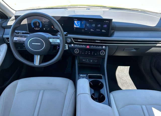 Certified 2024 Hyundai Sonata SEL FWD image 17
