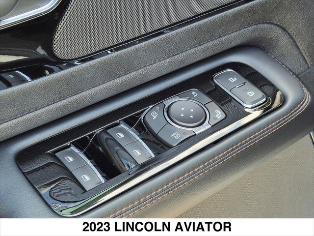 Certified 2023 Lincoln Aviator Reserve AWD/4WD image 11