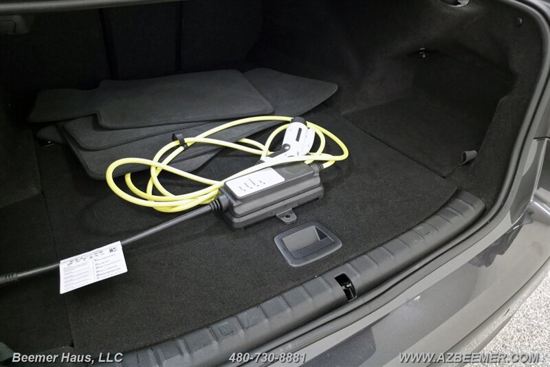 Used 2023 BMW 530e w/ M Sport Package RWD image 33