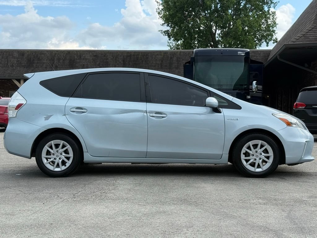Used 2013 Toyota Prius V Two FWD image 6