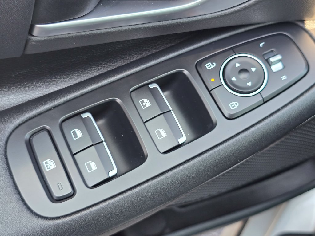 Used 2026 Hyundai Sonata Blue FWD image 22
