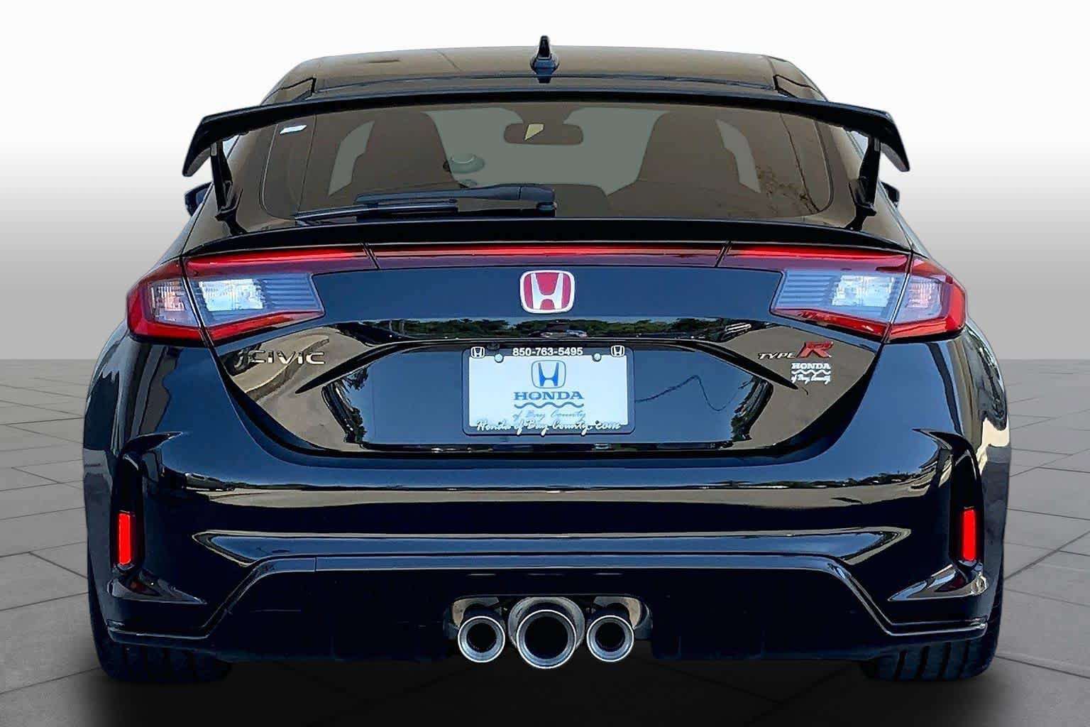 Used 2023 Honda Civic Type R image 5