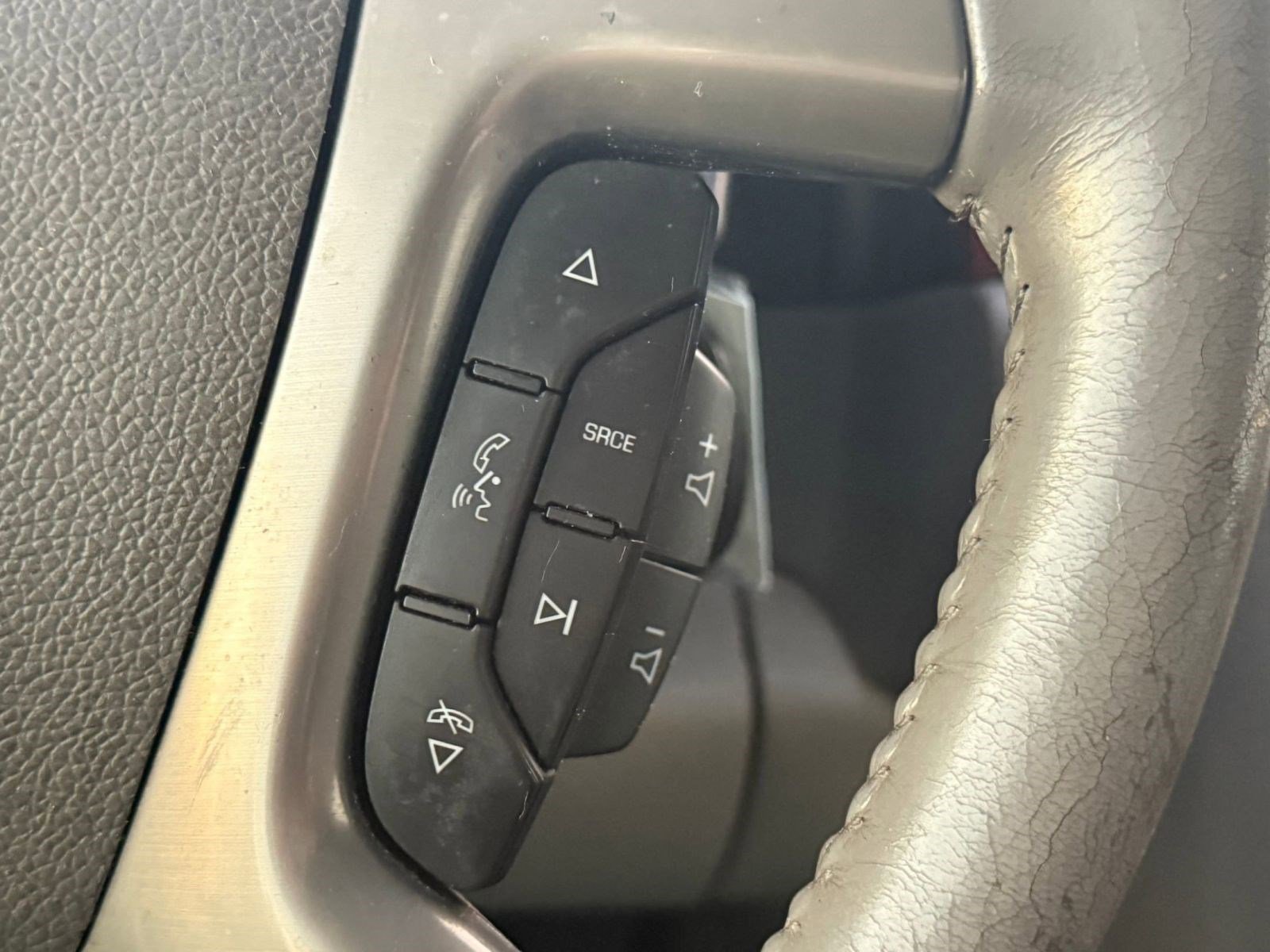 Used 2012 Chevrolet Suburban LT w/ Luxury Package image 26