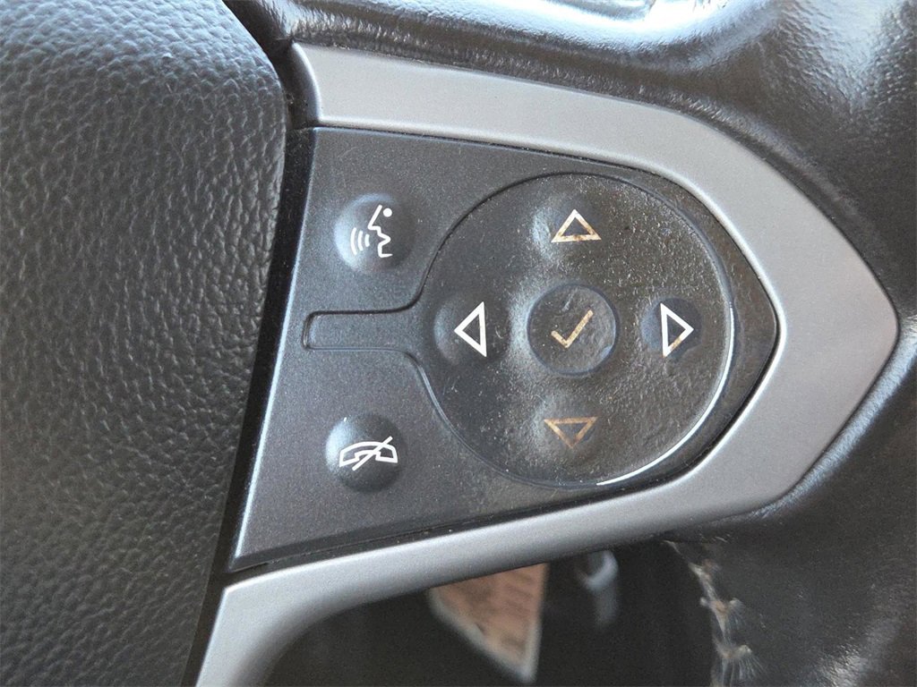 Used 2022 Chevrolet Colorado LT w/ Fleet Safety Package image 7