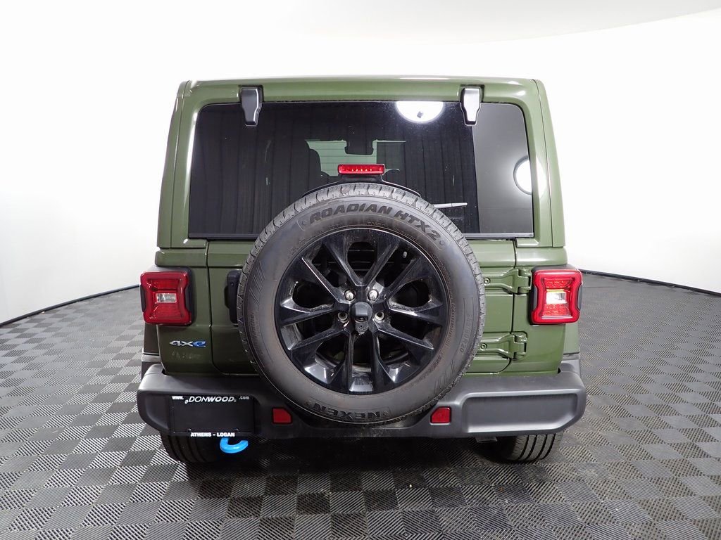 New 2024 Jeep Wrangler Unlimited Sahara w/ Technology Group AWD/4WD image 13