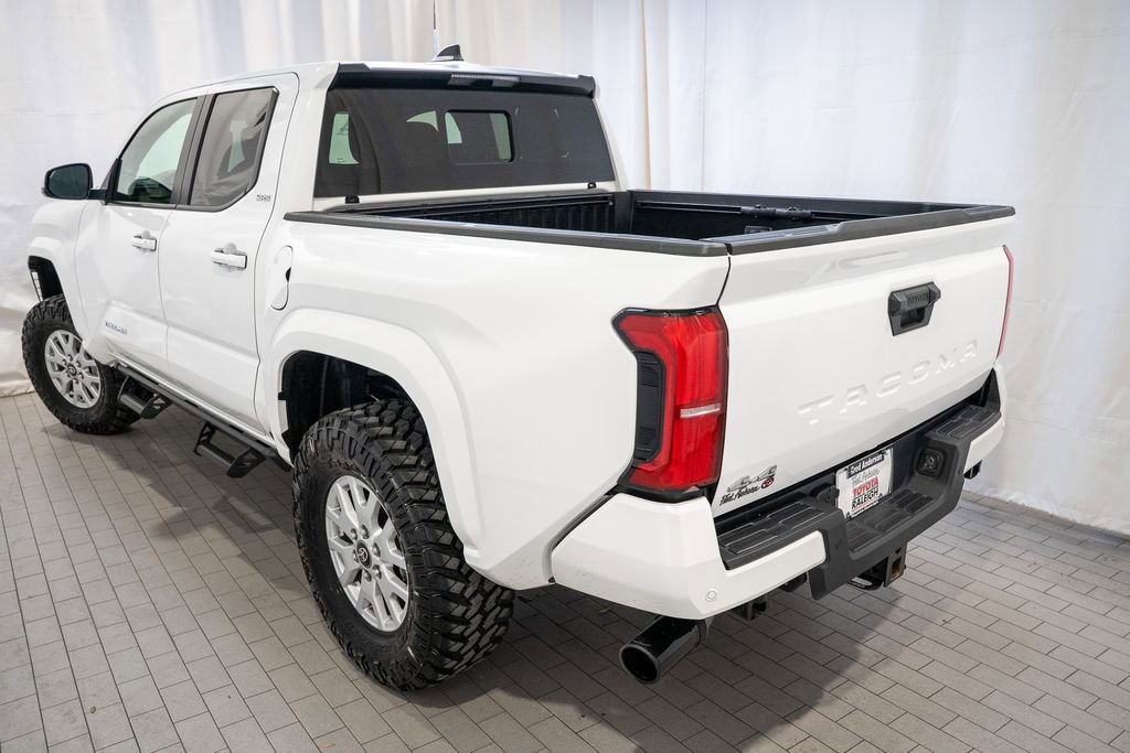 Used 2024 Toyota Tacoma SR5 image 4