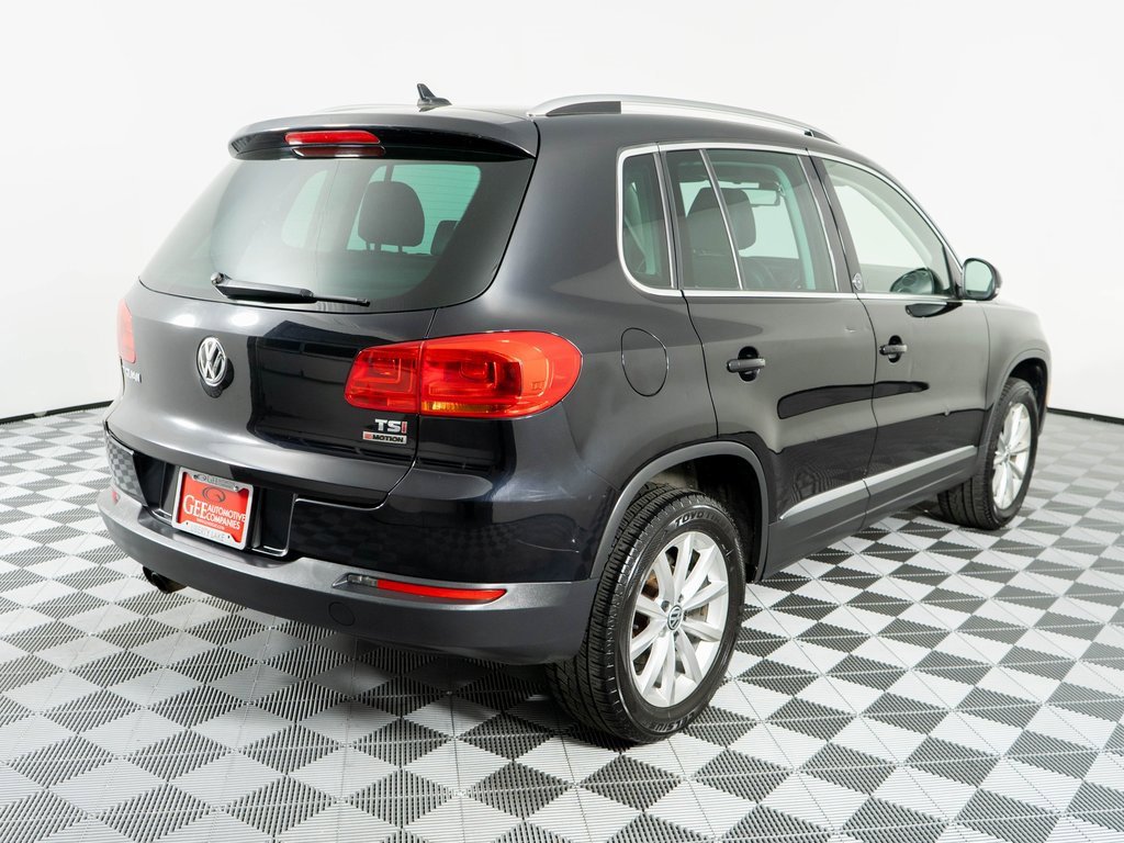 Used 2017 Volkswagen Tiguan Wolfsburg Edition image 6