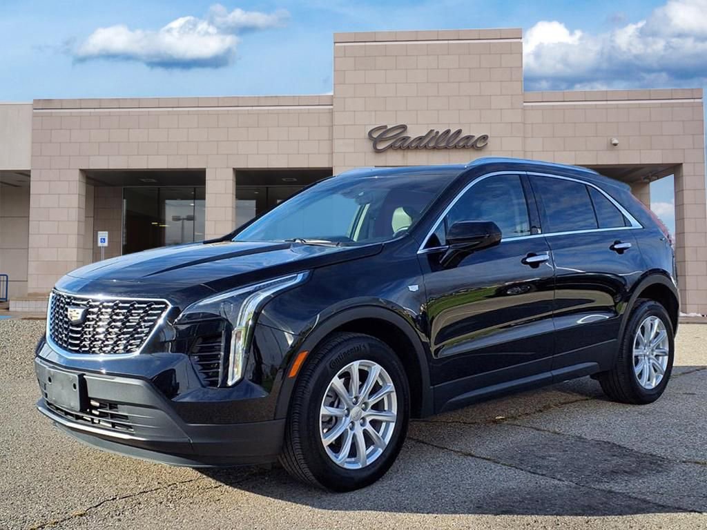 Used 2023 Cadillac XT4 Luxury w/ Cold Weather Package