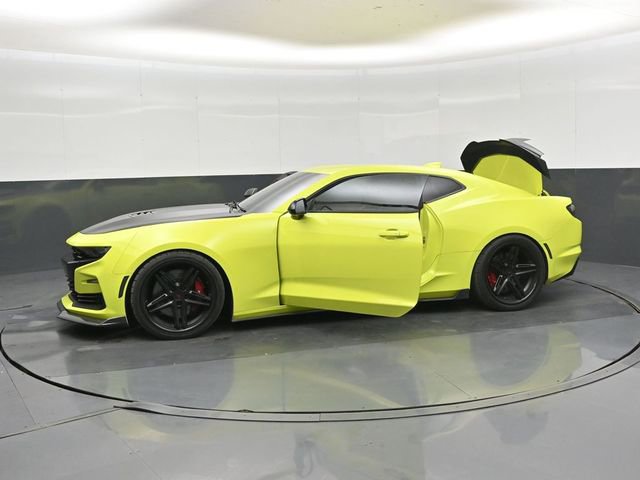 Used 2019 Chevrolet Camaro SS image 48
