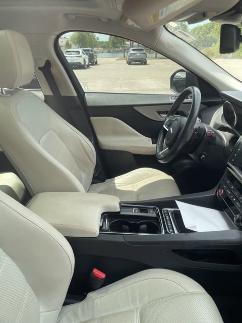 Used 2018 Jaguar F-PACE Prestige AWD/4WD image 8